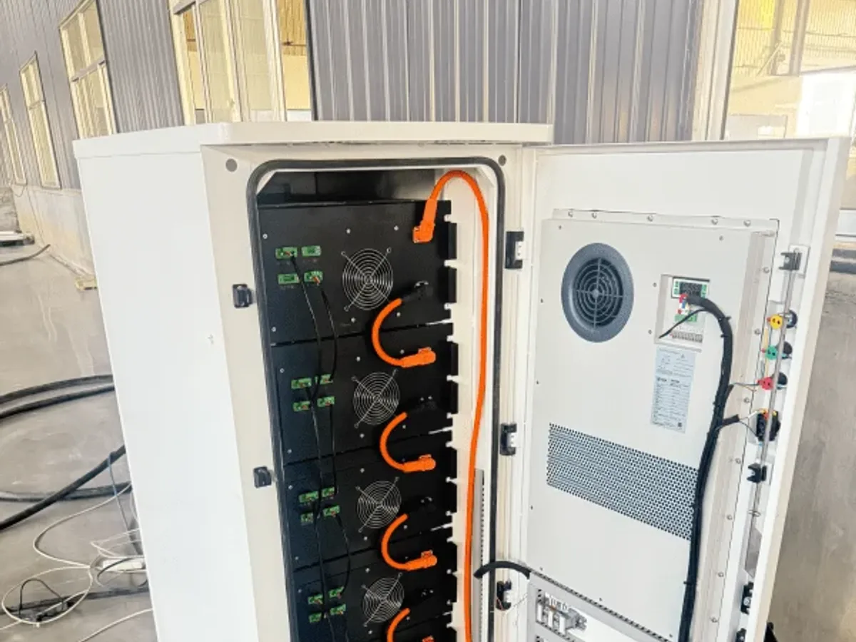 Air-Cooled 100 kWh ESS for C&I Storage — product photo