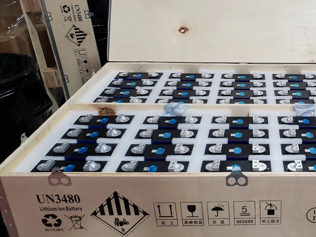 200 Ah LiFePO4 Cell (LFP200) for Rack-Mount ESS — production line