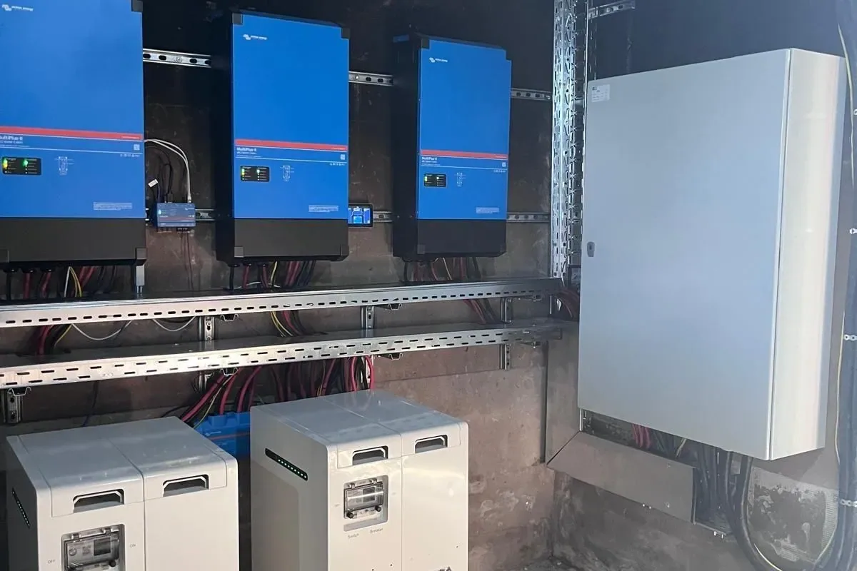 SSL 200 Ah Rack-Mount Series LFP200 ESS rack application visual